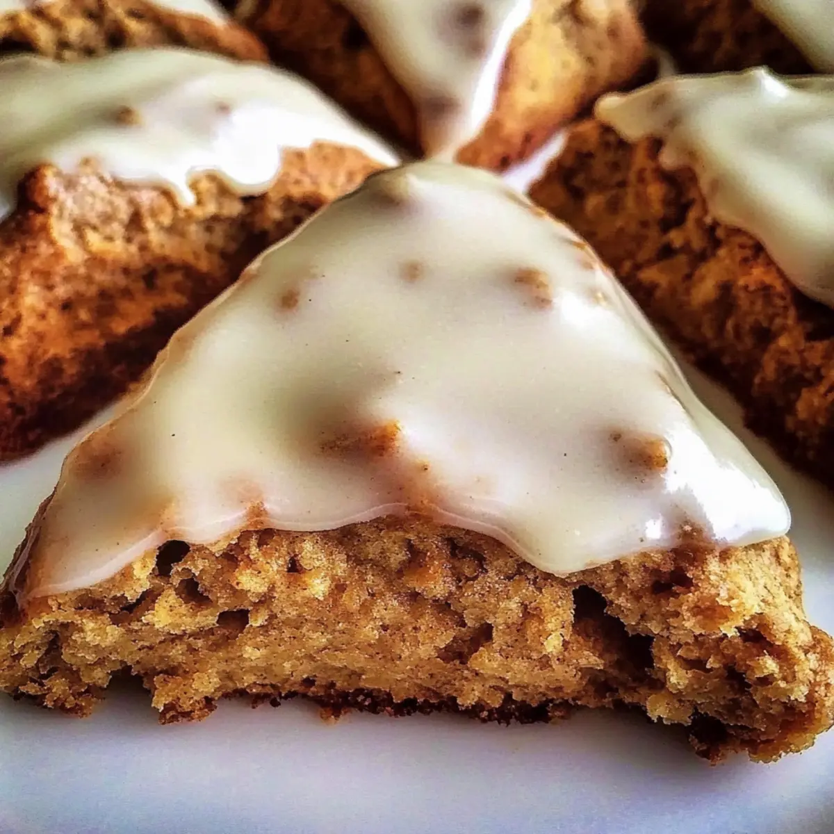Gingerbread Scones Recipe: Cozy Festive Flavor Awaits