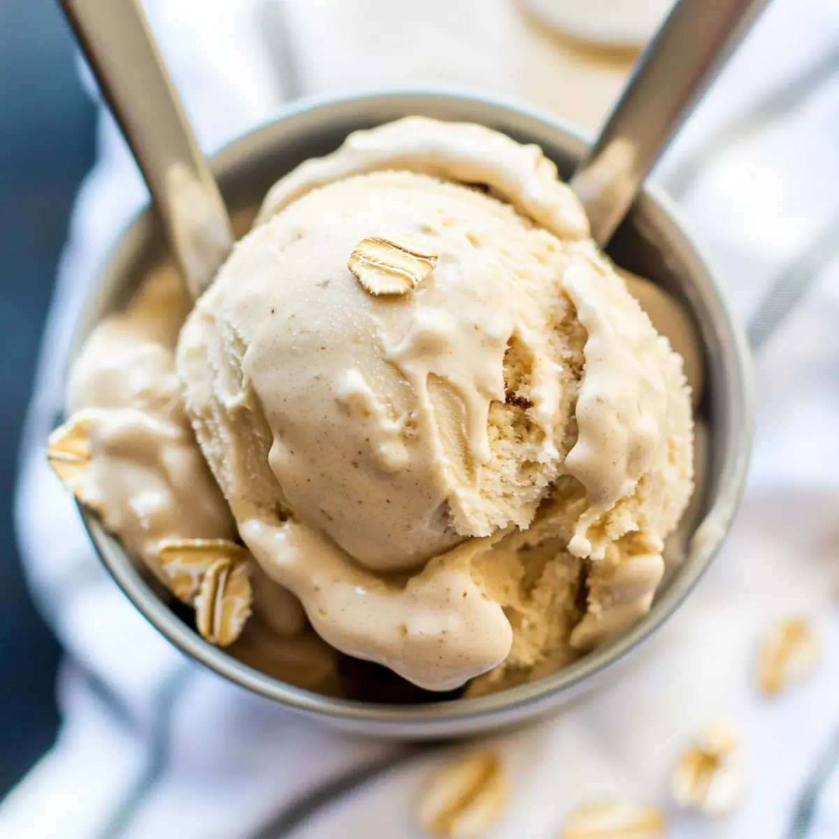 Creamy Vanilla Oat Ice Cream: A Guilt-Free Delight